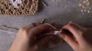 Как связать бабушкин квадрат с сердцем крючком