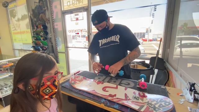 Creating a board at a Local Skateshop смотреть онлайн