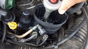 Замена корпуса топливного фильтра Toyota Е110, Renault, Citroen, Peugeot с мотором 1,9 дизель