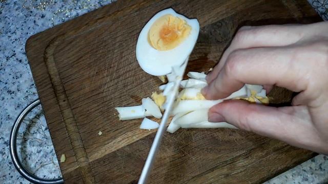 РАЗЛЕТЕЛИСЬ на УРА. ПУХОВЫЕ пирожки с РОЗОВОЙ редькой. Домашний ПИР.