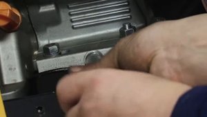 Kipor IG3000 and IG6000 Oil Change How To