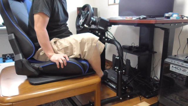 MINNEER Racing Wheel Stand レーシングスタンドに取付け編 パート2 やっぱり座席は大事！ MOZA R5 смотреть онлайн