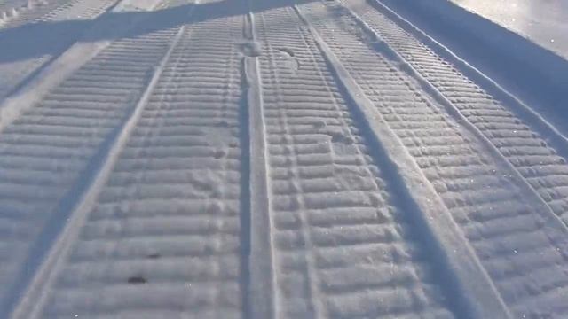 хрустит снег под ногами Snow crunches underfoot смотреть онлайн