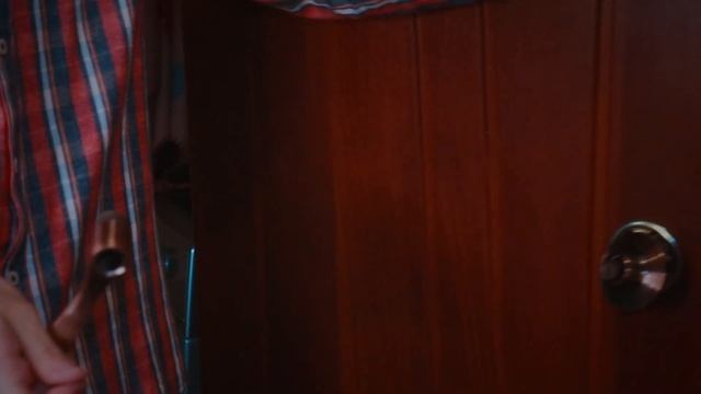 КАК ПОЧИНИТЬ РУЧКУ ДВЕРИ? смотреть онлайн