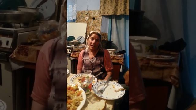 Песня и жить помогает. Домашний очаг , дом моего детство .