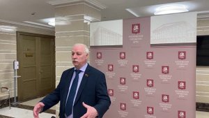Видео от Николая Зубрилина: Московских чиновников пересадили на отечественные автомобили!