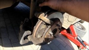 Toyota Corolla обслуживание задних суппортов часть 1