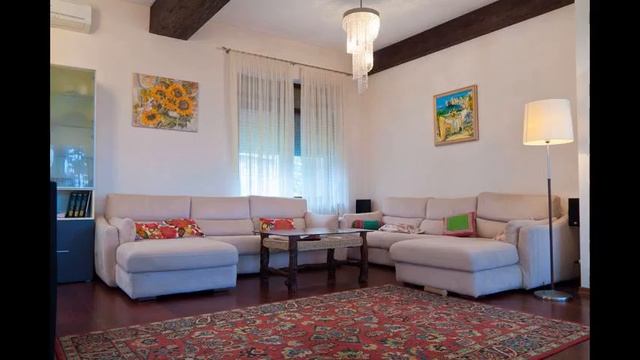 Двухэтажная вилла в испанском стиле c дизайнер... смотреть онлайн