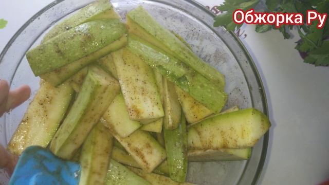 Хрустящие кабачки в духовке. Как приготовить кабачки. Вкусно, полезно, быстро. ПП рецепт смотреть онлайн