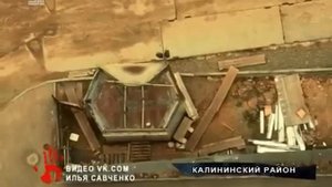 Безумцы прыгнули вниз с 26 этажного дома  ВИДЕО