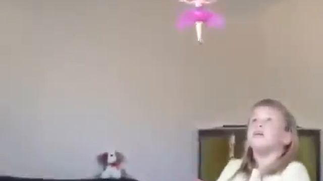 Замечательный подарок внучке на 7 лет - летающая фея смотреть онлайн