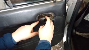 #Жоповозка Toyota Corolla AE100 ЧАСТЬ4 (ремонт двери и замка)