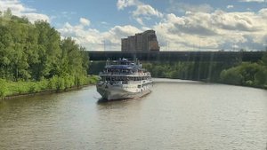 Встреча с теплоходом К.А.Тимирязев в канале им.Москвы (музсопровождение - инструментал Con te patrio