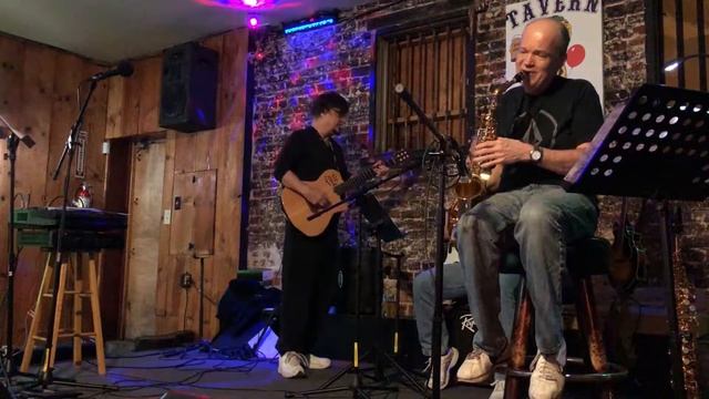 Jesus Just Left Chicago ALTO SOLO (with VoiceLive Play harmonizer) смотреть онлайн