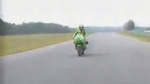 Как лихо можно поворачивать на мотоцикле!