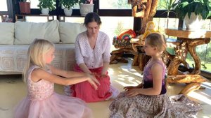 Жестовая игра Лодочка моя. Вальдорфская педагогика дома.