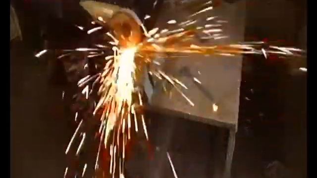 Самодельный трактор уд 25,делаю шпонку на новый вал привода смотреть онлайн