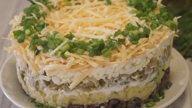 Салат "Грибы под Шубой". Простой, но Оочень вкусный салат!