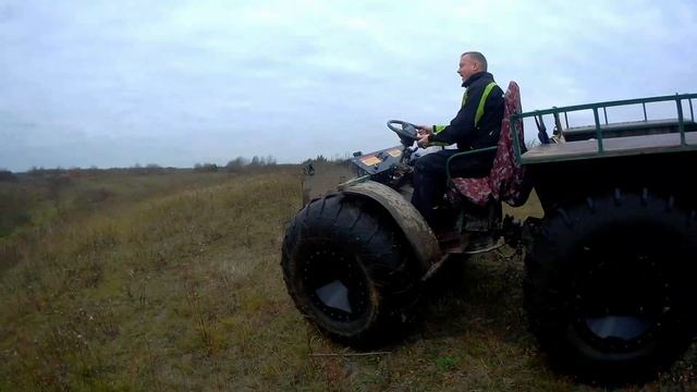 Каракат Тайга 4х4 плаваем на пруду! смотреть онлайн