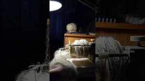 Прядение шерсти на электропрялке, для чего нужно кнопка)