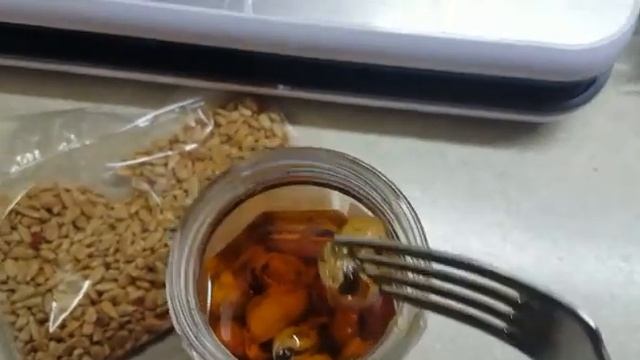 Мидии копченые в Моските +7 985 850-41-11 смотреть онлайн