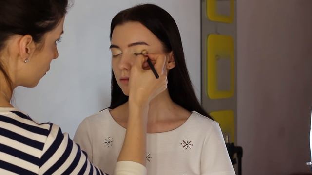 Макияж для фотосессии в цветущих садах)