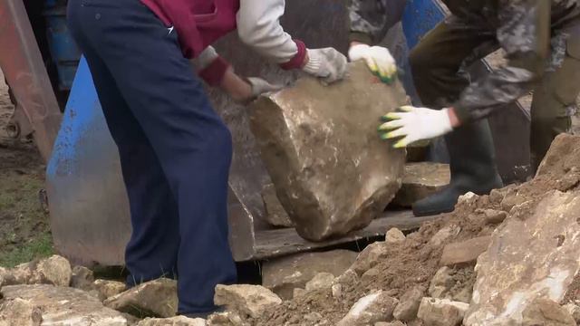 В районе ведется работа по увековечению памяти татарскому поэту, религиозному деятелю Мавля Колый смотреть онлайн