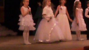 Новый Год пахнет мандаринками! Муз.В.Шевченко, Сл.А.Яркович