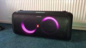 JBL Partybox 300 - Extreme Bass Test!