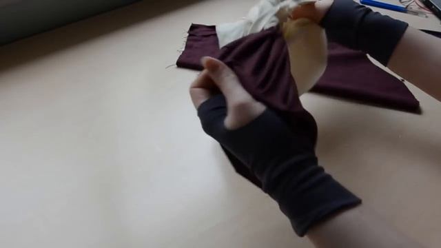 Attempting to Make an 18th Century Dress смотреть онлайн