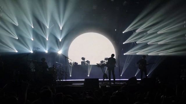 Дельфин-серебро(Live) смотреть онлайн