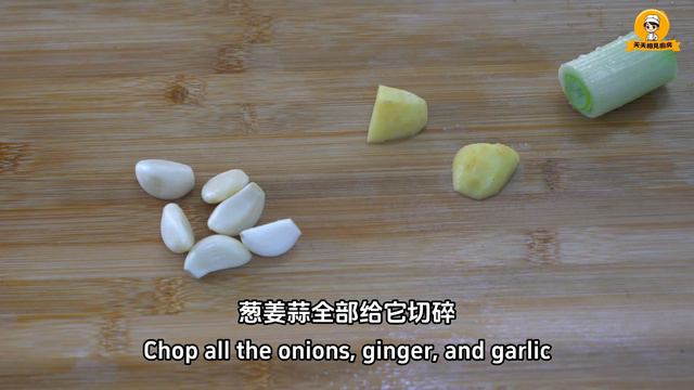 包菜炒粉條這樣做才好吃，粉條不粘不起坨，香辣入味【天天相見廚房】#包菜 #捲心菜 #蔬菜 #包菜炒粉條
