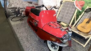 Культовые мотороллеры из Чехословакии. Чезета 501 и Чезета 502 в идеальном состоянии