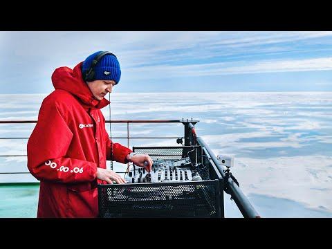 Первый в мире DJ на Северном Полюсе! | DJ DIMIXER (Melodic Techno / Progressive House Mix)