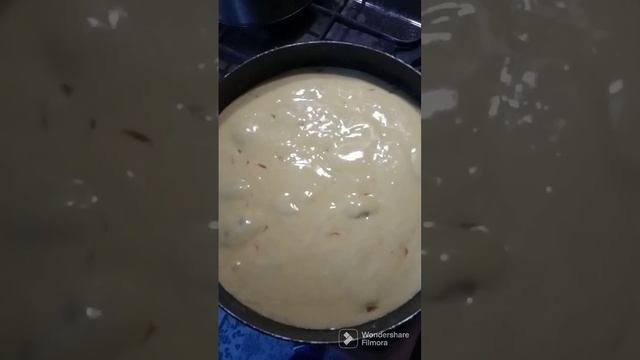 Пирог с замороженной сливой