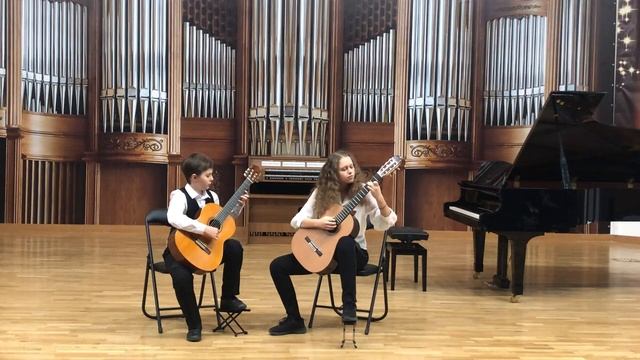 Alexander VINITSKY - ONE DAY IN MARCEL. Performed by Alexander Volkov, Angelina Pustyakova. смотреть онлайн