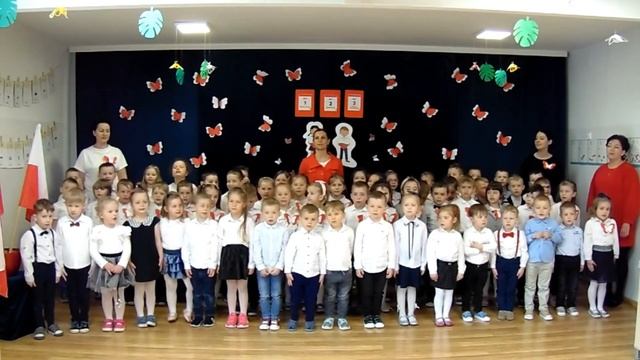 Przedszkole w Niedźwiedziu- Hymn Polski z okazji 3 Maja 2023 смотреть онлайн