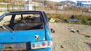 Уберите этот автомобиль с улицы Матросова города Холмск