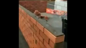 Удобная приспособа для кладки кирпича