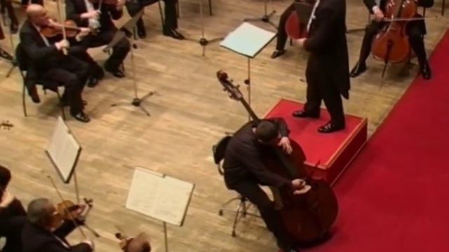Bottesini Concerto No 2. - Robert Vizvari - part1/3 смотреть онлайн