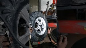 МегаЗАЗ-ЗаЛуАЗ ставим на литые диски ШИНЫ с КВАДРОЦИКЛА