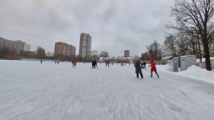 Каток искра/обзор/парковка/каток/