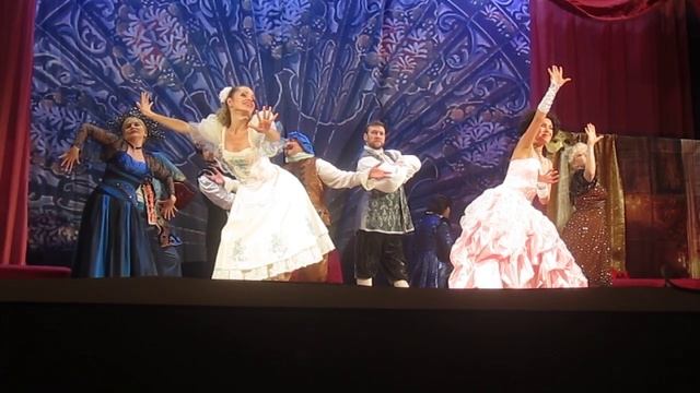 ОТРЫВОК ИЗ МЮЗИКЛА "ЖЕНИТЬБА ФИГАРО".