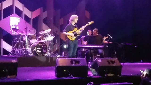 Jeff Lorber & Mike Stern - Slow Change - Java Jazz Festival 2020 смотреть онлайн