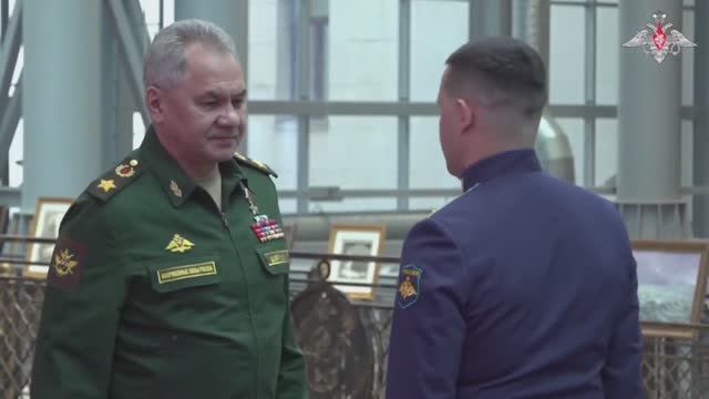 Оренбуржец Нурсултан Муссагалеев получил звезду Героя из рук министра обороны России