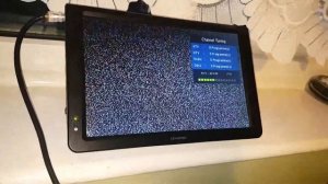 Unboxing & trying out Leadstar D12 DVB-T2 12.1 Inch Portable Digital TV and Monitor