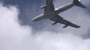 KLM Boeing 747 Quick 16x Optical zoom close-up