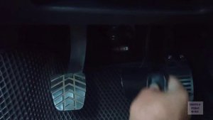 Как установить накладки на педали и кармашки на Lada Vesta SW cross