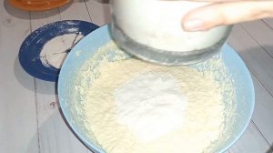 CАМЫЕ ВКУСНЫЕ и простые КЕКСЫ на молоке С ИЗЮМОМ | ПРОСТОЙ РЕЦЕПТ ВКУСНЕЙШИХ КЕКСОВ | ВОСТОРГ!