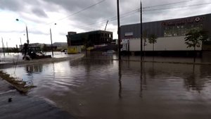 Улица Московская, опять потоп. Сильные ливни затопили Краснодар. 75% воды это канализация